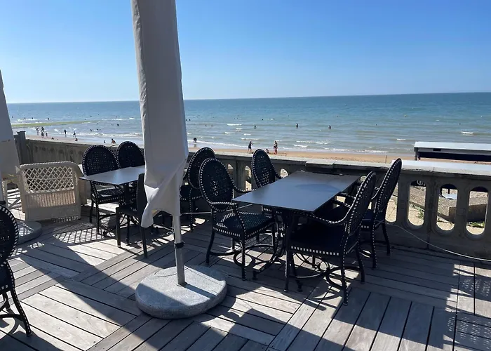 Les Dunes De 100m Cabourg